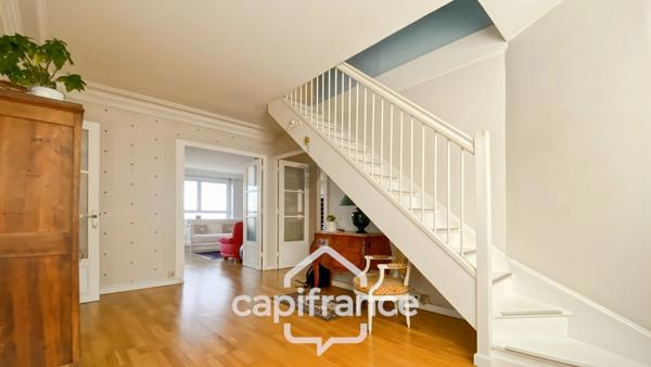 Appartement à vendre 6 pièces SAINTE FOY LES LYON (69)