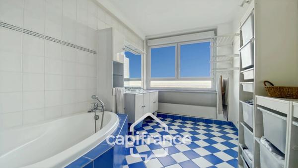 Appartement à vendre 6 pièces SAINTE FOY LES LYON (69)