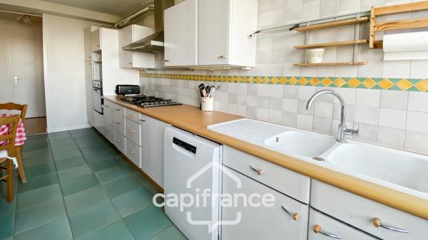 Appartement à vendre 6 pièces SAINTE FOY LES LYON (69)