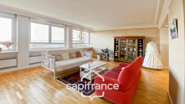 Appartement à vendre 6 pièces SAINTE FOY LES LYON (69)