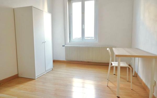 Appartement à louer    1 pièce • 32 m2 Amiens
