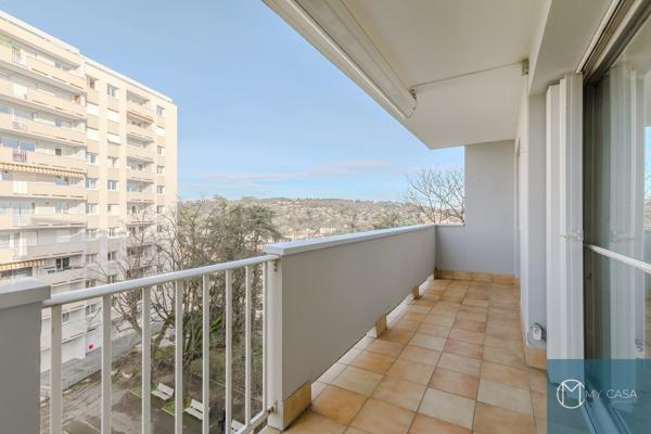 Appartement 4 pièce(s) 2 chambre(s) 87 m²