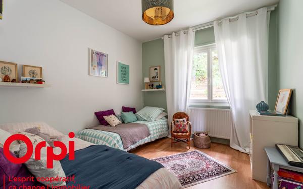 Maison à vendre    5 pièces • 222,52 m2 Limonest