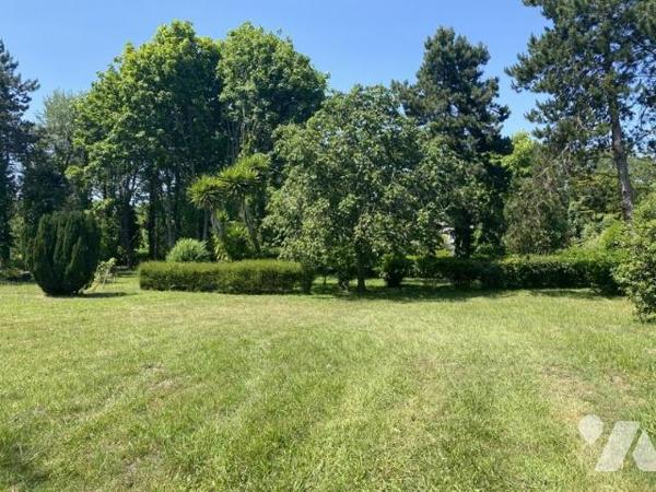 Au calme beau terrain