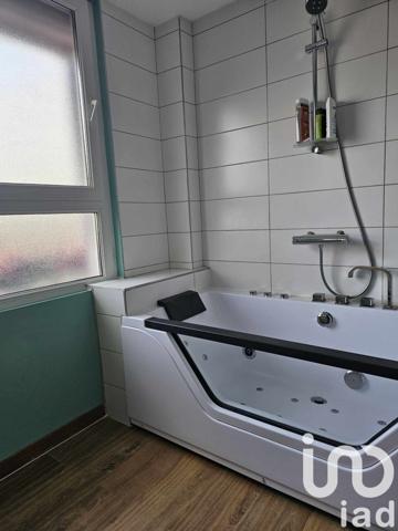 Maison 5 pièces de 80 m² à Guénange (57310)