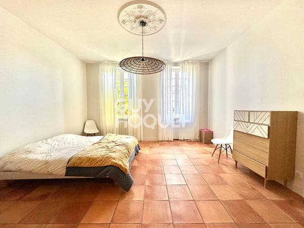 Maison d'exception rénovée en plein centre de La Teste De Buch 7 pièce(s) 241 m2