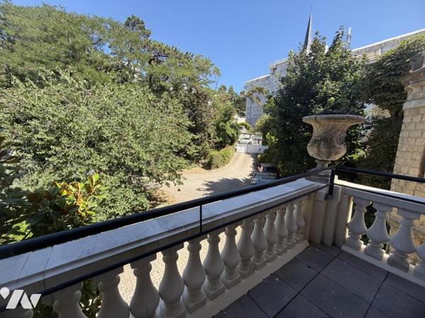 TROUVILLE SUR MER - Dans DOMAINE DE STANDING - Atypique appartement de 171 m2 - Parking et garage.