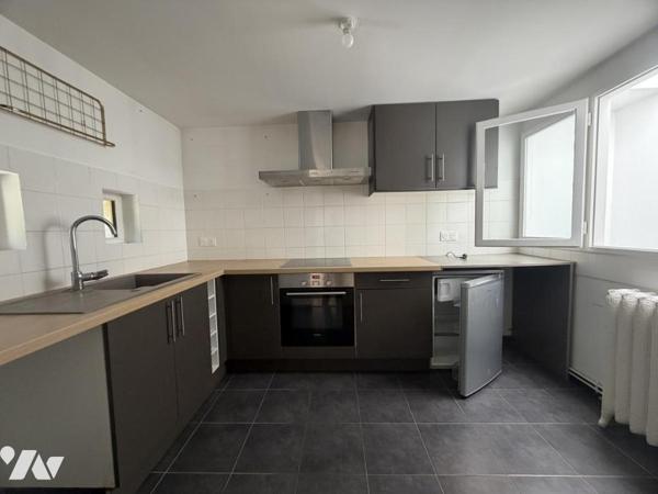 TROUVILLE SUR MER - Dans DOMAINE DE STANDING - Atypique appartement de 171 m2 - Parking et garage.