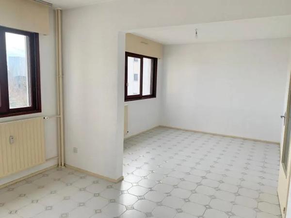 Appartement à louer 2 pièces 45.95m² Vandœuvre-lès-Nancy (54500)