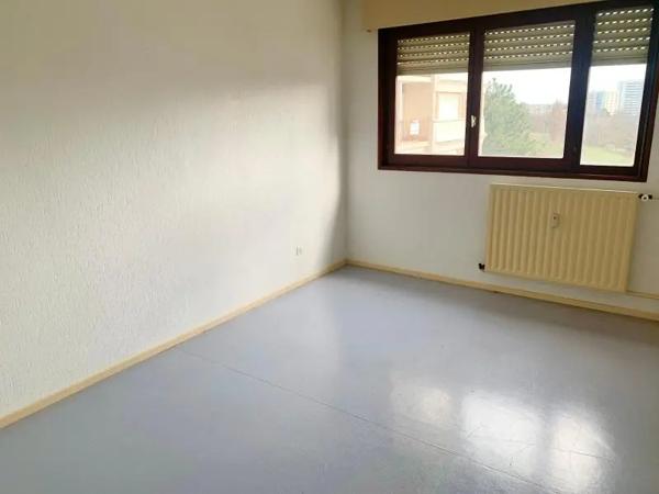 Appartement à louer 2 pièces 45.95m² Vandœuvre-lès-Nancy (54500)