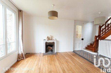 Maison traditionnelle 7 pièces de 118 m² à Le Pecq (78230)