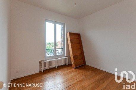 Maison traditionnelle 7 pièces de 118 m² à Le Pecq (78230)