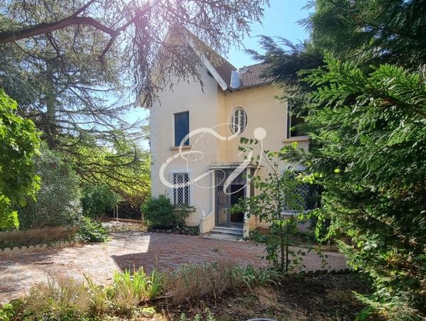 VENTE RILLIEUX LA PAPE 69140 - MAISON DE CHARME 1930 5 CHAMBRES AVEC GRAND JARDIN ARBORE - A RENOVER - POTENTI