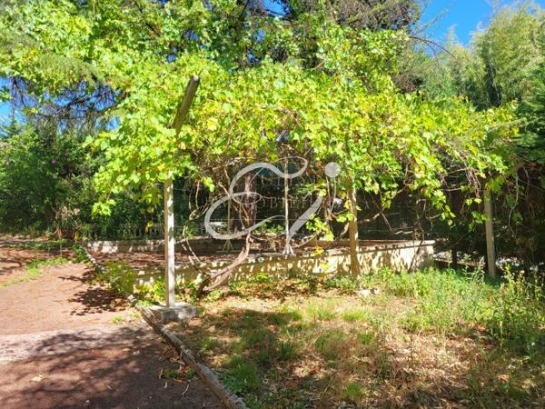 VENTE RILLIEUX LA PAPE 69140 - MAISON DE CHARME 1930 5 CHAMBRES AVEC GRAND JARDIN ARBORE - A RENOVER - POTENTI