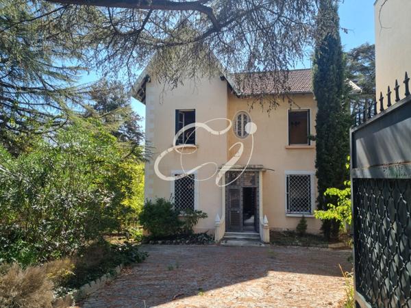 VENTE RILLIEUX LA PAPE 69140 - MAISON DE CHARME 1930 5 CHAMBRES AVEC GRAND JARDIN ARBORE - A RENOVER - POTENTI