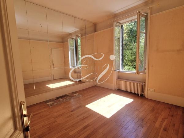 VENTE RILLIEUX LA PAPE 69140 - MAISON DE CHARME 1930 5 CHAMBRES AVEC GRAND JARDIN ARBORE - A RENOVER - POTENTI