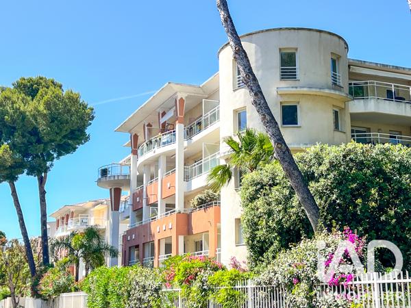 Appartement (prestige) à vendre 4 pièces 91 m² Hyères