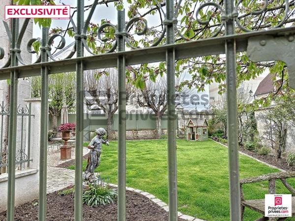 MAISON 7 CHAMBRES CENTRE VILLE AVEC GARAGE ET JARDIN