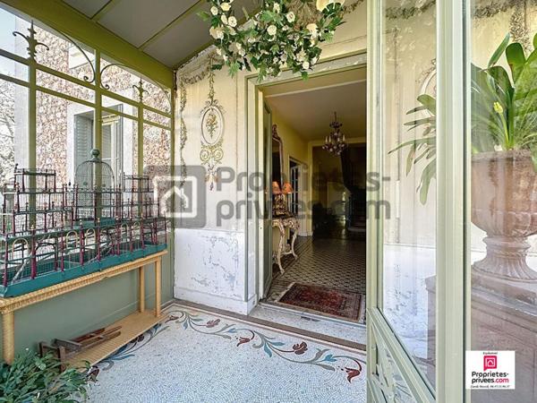 MAISON 7 CHAMBRES CENTRE VILLE AVEC GARAGE ET JARDIN