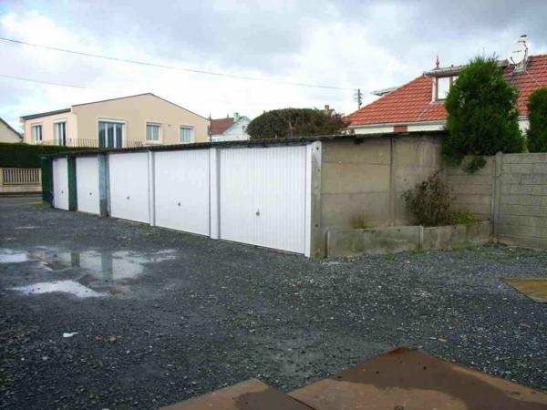 Stationnement à louer    Le Havre