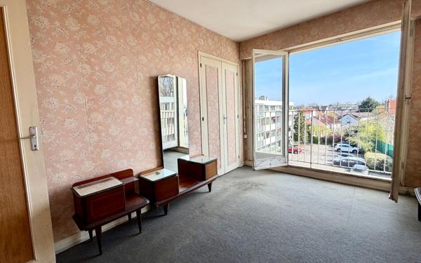 Appartement à vendre    3 pièces • 79 m2 Champigny-sur-Marne