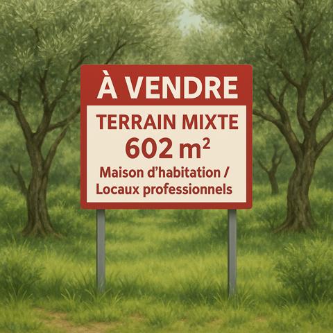 Roquevaire (13360) Roquevaire : Terrain constructible 602 m² classé UD3_ Projet mixte habitation / professionnel