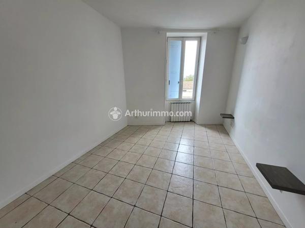 Vente Appartement 3 pièces 51 m2 à Saint-Jean-d'Angély