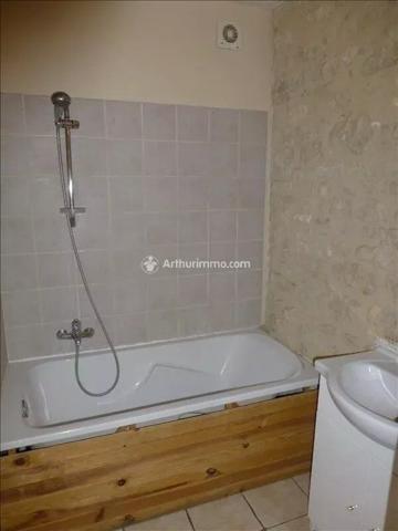 Vente Appartement 3 pièces 51 m2 à Saint-Jean-d'Angély