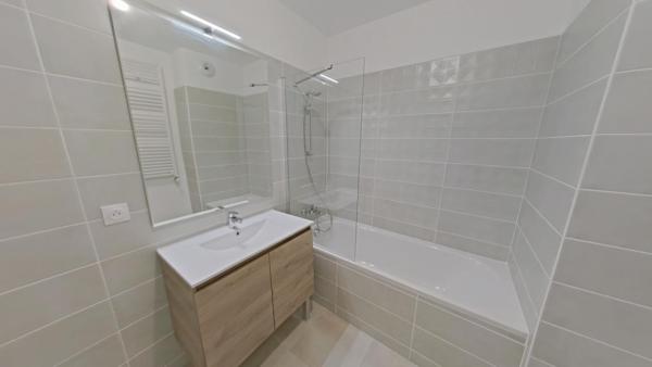 Location Appartement 3 pièces 58.87 m² - Menton 06500