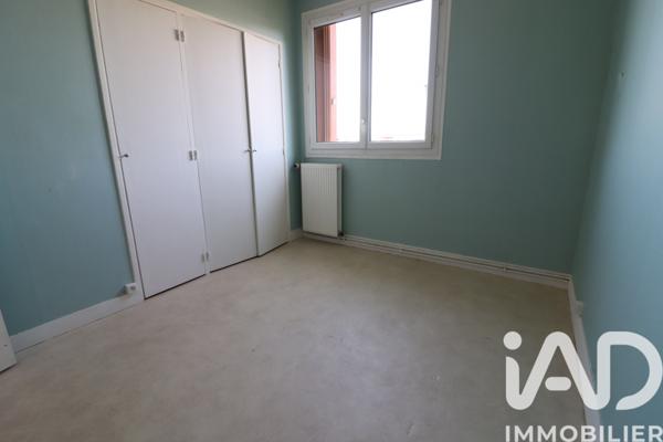 Appartement à vendre 4 pièces 63 m² Saint-Pierre-lès-Nemours