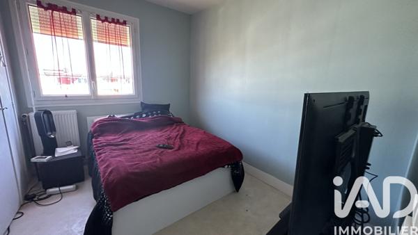 Appartement à vendre 4 pièces 63 m² Saint-Pierre-lès-Nemours