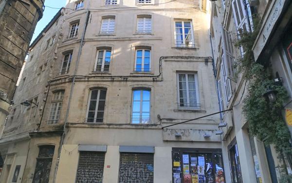 Appartement à vendre    2 pièces • 23,85 m2 Avignon