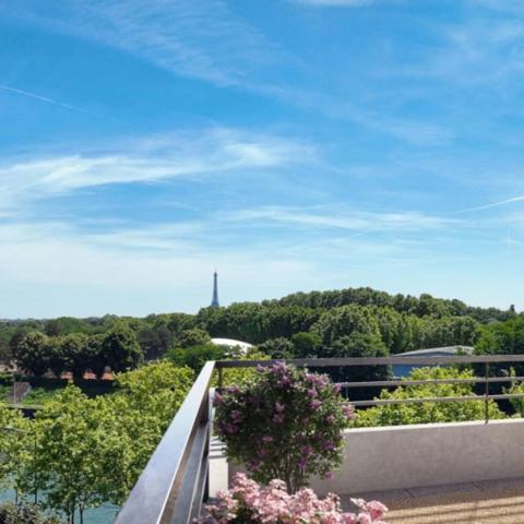 SURESNES Centre - Immeuble de bureaux 767m2