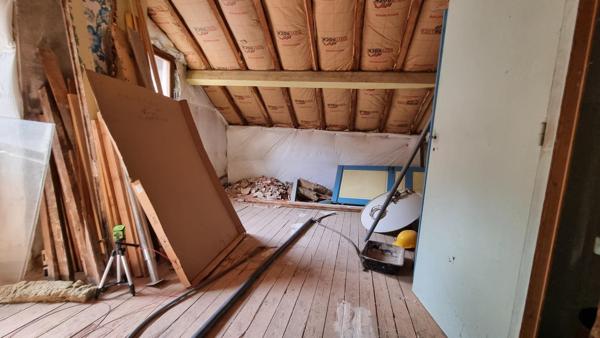Maison 75 m² dans le centre bourg de Chateldon