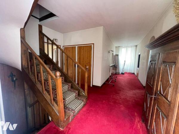 A vendre - Superbe maison de maître au cœur de Gençay (86), sur une terrain de 1334m²