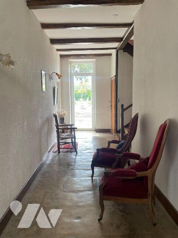 A vendre - Superbe maison de maître au cœur de Gençay (86), sur une terrain de 1334m²