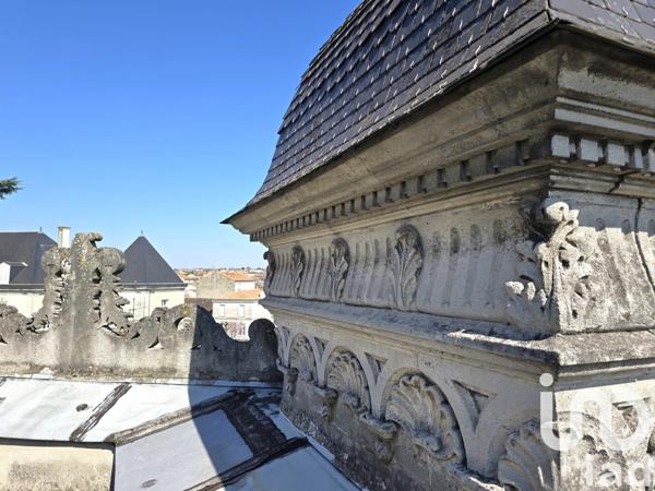Maison de ville 9 pièces de 231 m² à Cognac (16100)