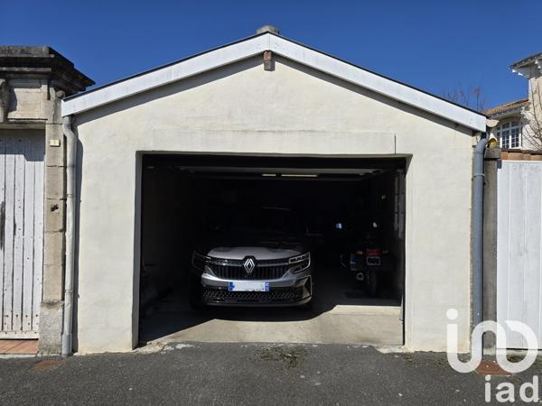 Maison de ville 9 pièces de 231 m² à Cognac (16100)