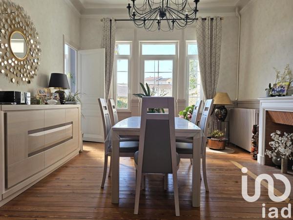 Maison de ville 9 pièces de 231 m² à Cognac (16100)