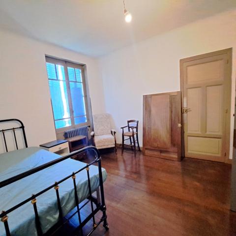 A VENDRE LAVELANET MAISON 13 PIECES SUR TERRAIN 3400 M²