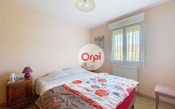 Maison à vendre    4 pièces •  Theix