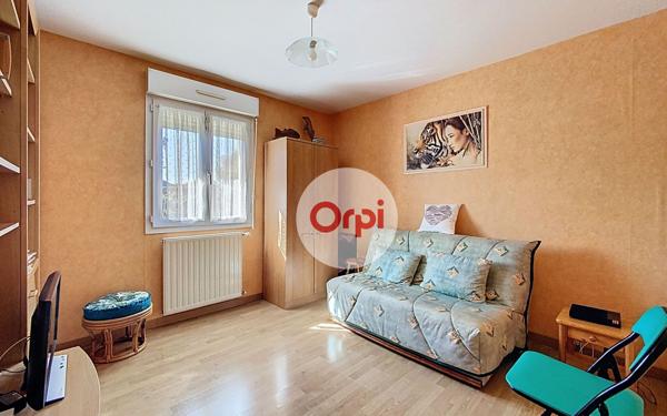 Maison à vendre    4 pièces •  Theix