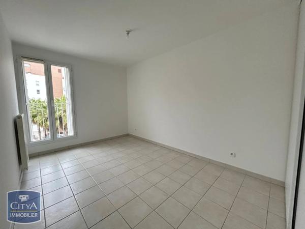 Appartement à louer 4 pièces 98m²