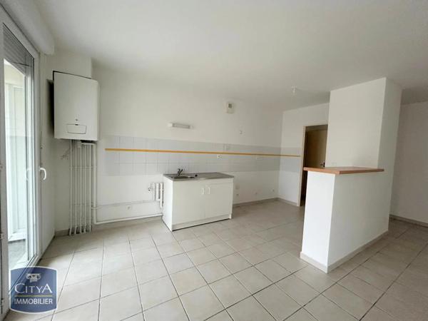 Appartement à louer 4 pièces 98m²