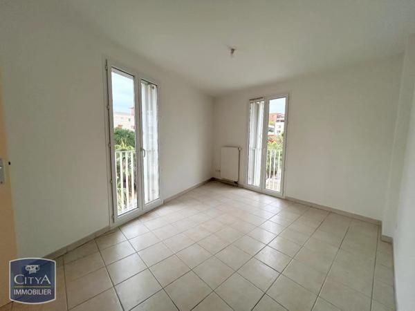 Appartement à louer 4 pièces 98m²