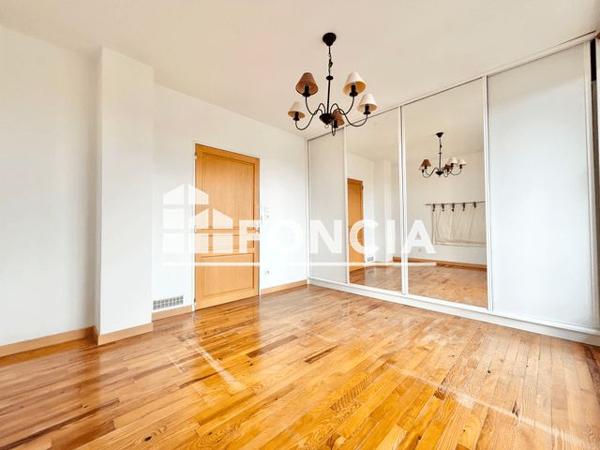 Location Appartement 5 pièces 105.3 m² - 24 A RUE DU MARECHAL FOCH Le Ban Saint Martin 57050