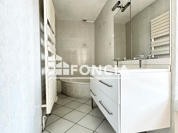 Location Appartement 5 pièces 105.3 m² - 24 A RUE DU MARECHAL FOCH Le Ban Saint Martin 57050
