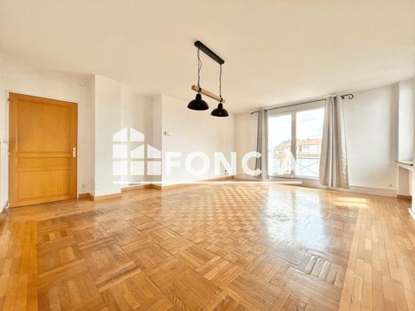 Location Appartement 5 pièces 105.3 m² - 24 A RUE DU MARECHAL FOCH Le Ban Saint Martin 57050
