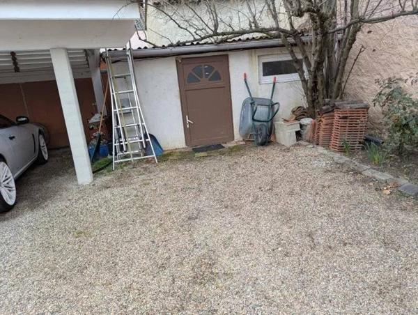 Villa d'exception à Montbrison avec piscine et cheminée