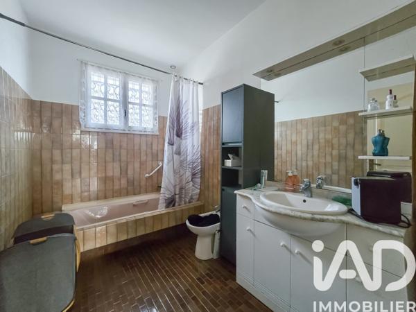 Maison à vendre 5 pièces 140 m² Saint-Étienne-de-Tulmont